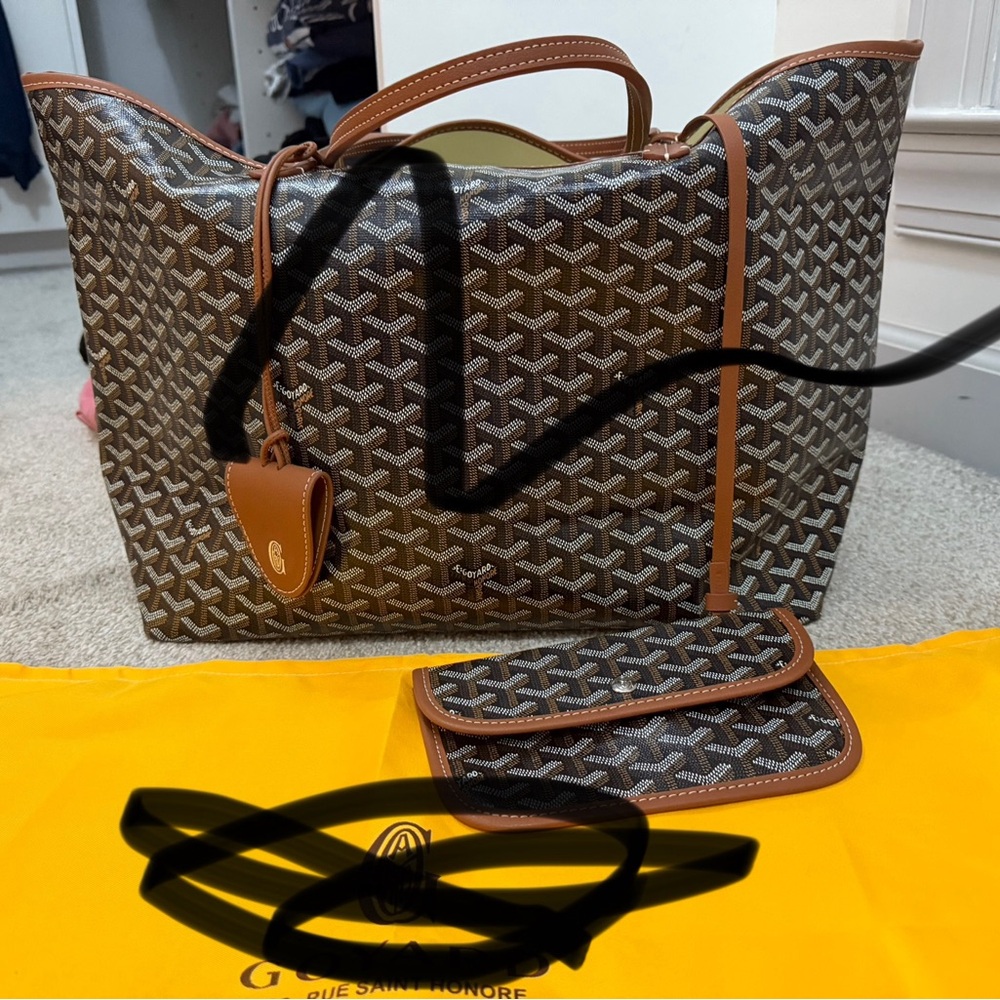 Brown Patterned Tote Bag with Matching Pouch